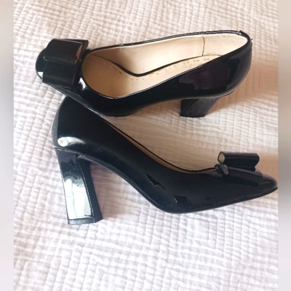 Elegant Shiny Bow Black Block Heels